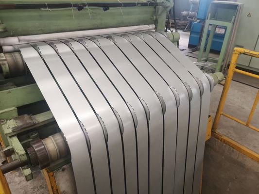 0.95*168mm AFP 55%Aluzinc Steel Coil Rumah Baja Ringan G550 Baja Struktural AZ150 Galvalume Steel Coil Anti-Finger Prin